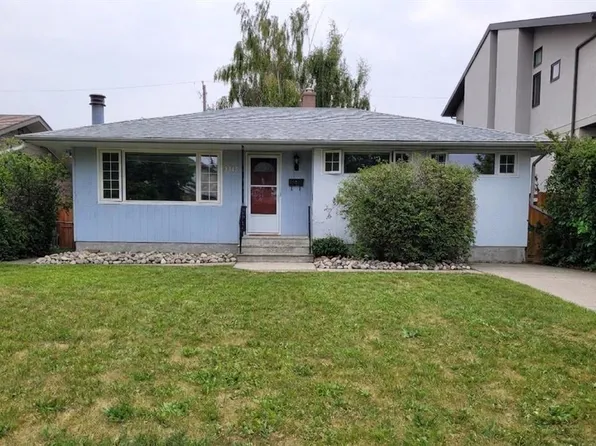 3719 E 43rd St SW, Calgary, AB T3E 3P7