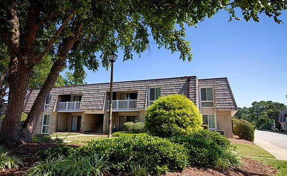 3rd image of 1501 Kindly Ln APT 202
