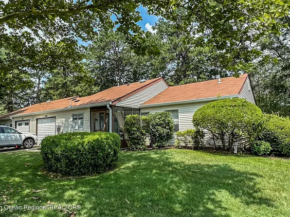 776A Liverpool Circle, Manchester, NJ 08759