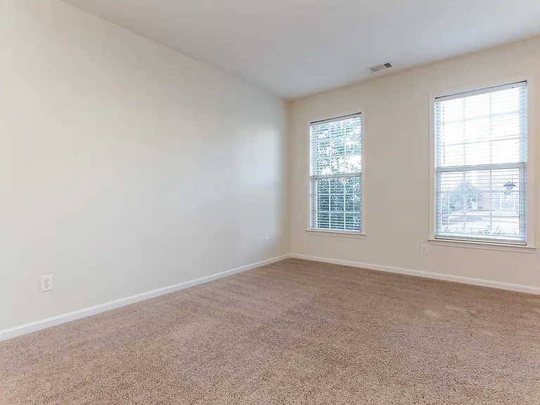 3740 Ridgefair Dr — Photo 14