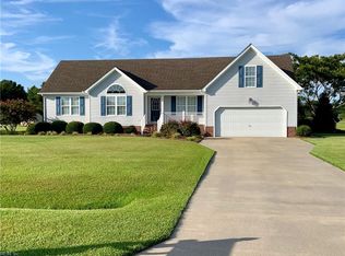 114 Country Meadows Dr, South Mills, NC 27976