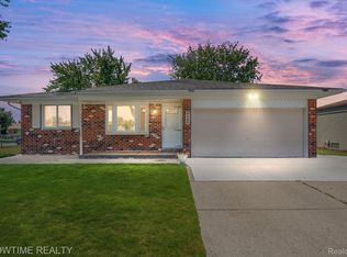 5156 Gardner St E, Sterling Heights, MI 48310