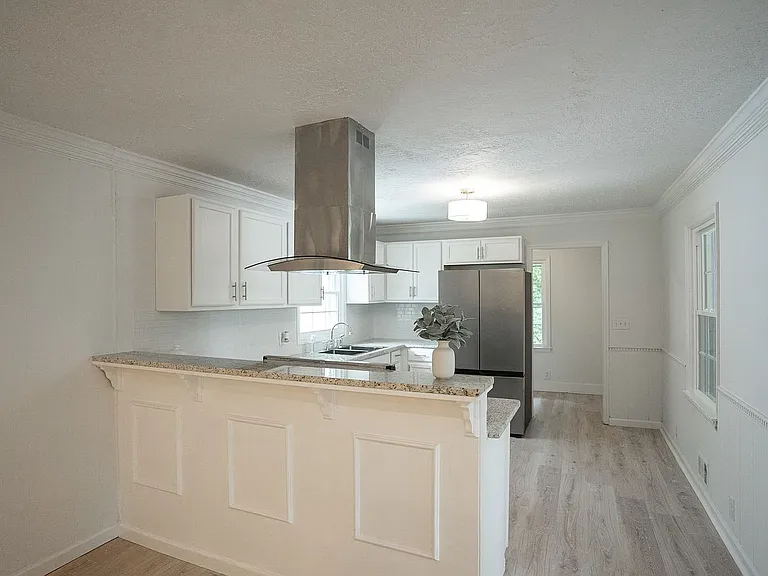3120 Edinburgh Dr — Photo 15