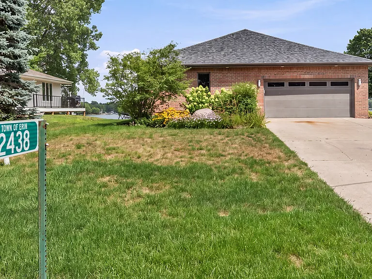 2438 Lough Ln — Photo 1
