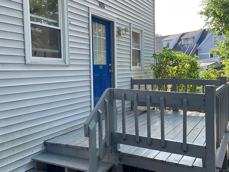 59 Pleasant St #103 — Photo 22