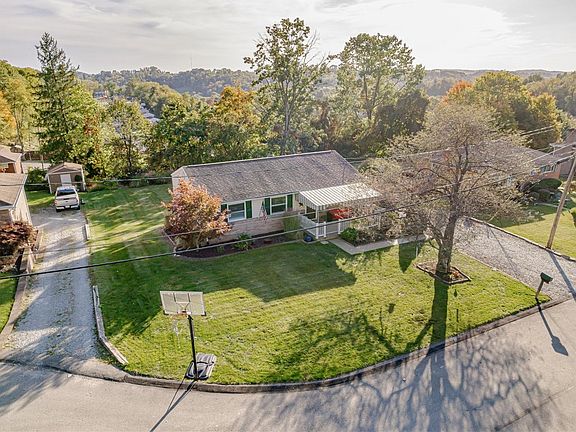 2nd image of 1683 Barry Dr