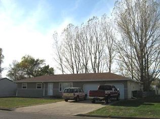 72 McDougall Dr, Bismarck, ND 58504