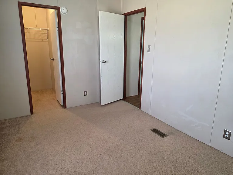 1617 E Brazos St — Photo 20