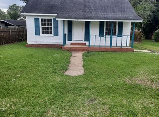 5330 E Parkway Dr, Beaumont, TX 77705
