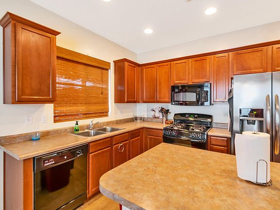 3rd image of 12941 N Fox Hollow Dr