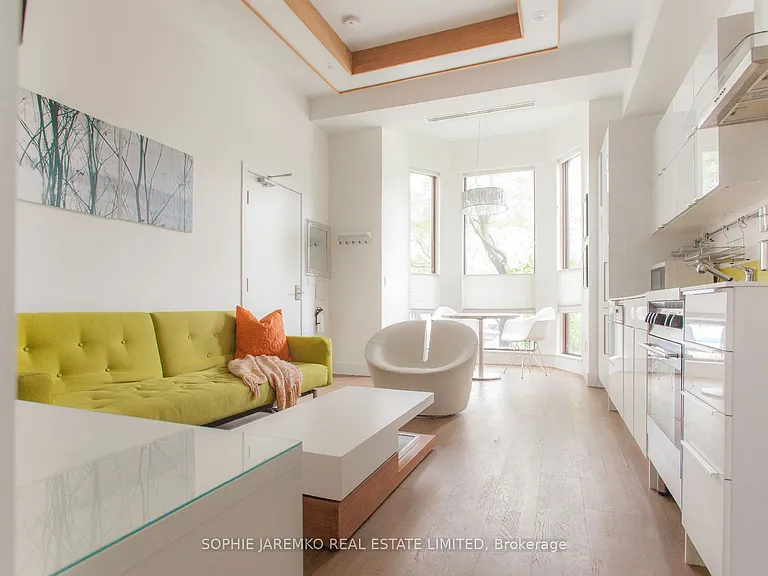 171 Carlton St #1 — Photo 8