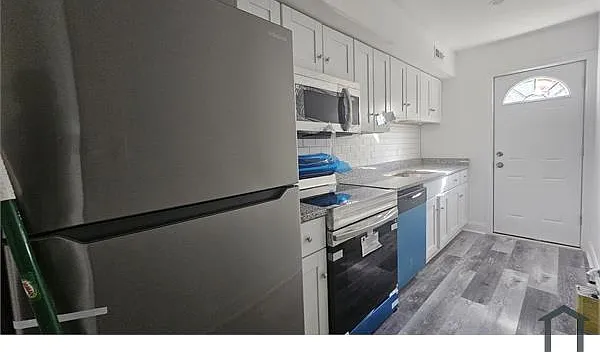 408 Chaplin St SE #4 — Photo 10