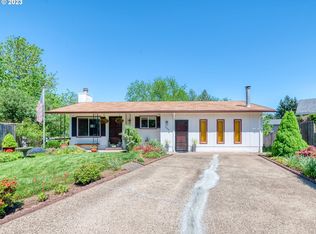 1490 Carobelle Ct, Cottage Grove, OR