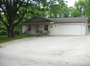 866 W Eureka Rd, Rockport, IN 47635