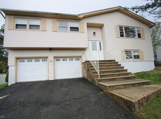 4 North Way, Hopatcong, NJ 07843