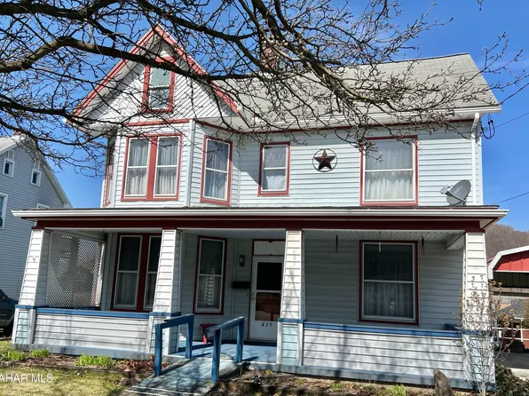 439 E Penn St, Bedford, PA 15522