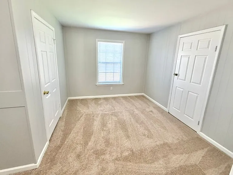6383 Eastbrier Dr — Photo 12