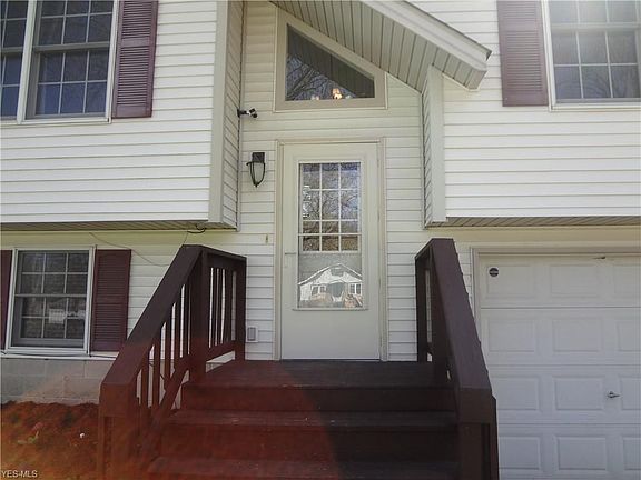 4th image of 2922 N Park Avenue Ext