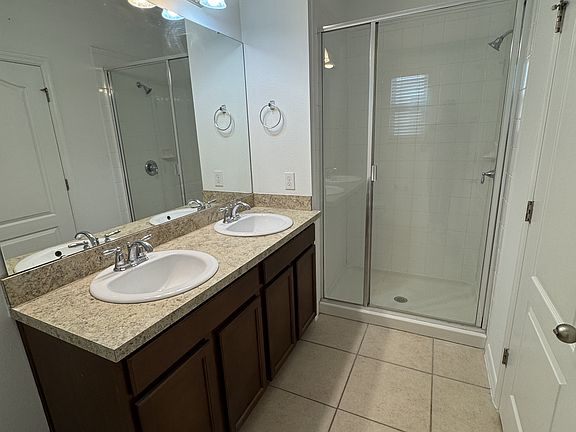4th image of 8625 Brookvale Dr