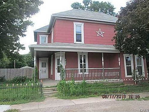 1st image of 122 Center St