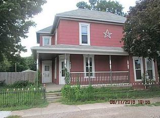 122 Center St, Tremont City, OH 45372