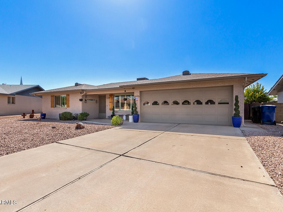1st image of 8353 E LAKEVIEW Avenue
