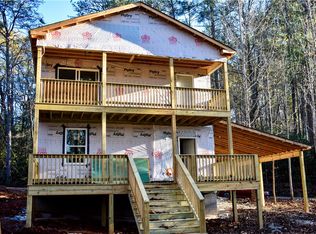 215 Emory Ln, Tamassee, SC 29686