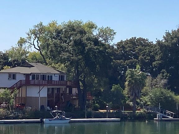 2nd image of 1848 Anchor Drive