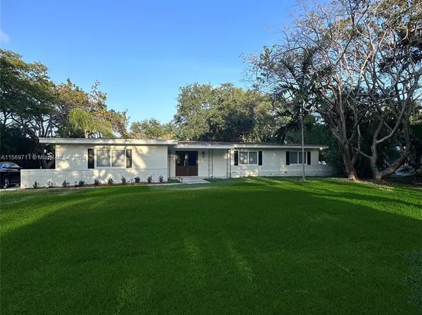 9255 SW 72nd Ave, Pinecrest, FL 33156