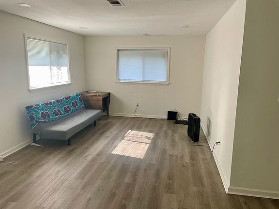 2nd image of 6311 Congress Dr