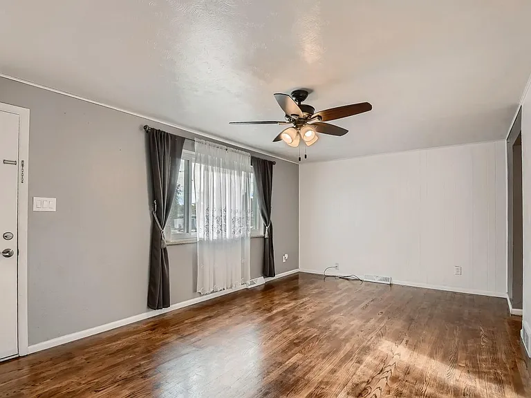 8301 Chase Way — Photo 5