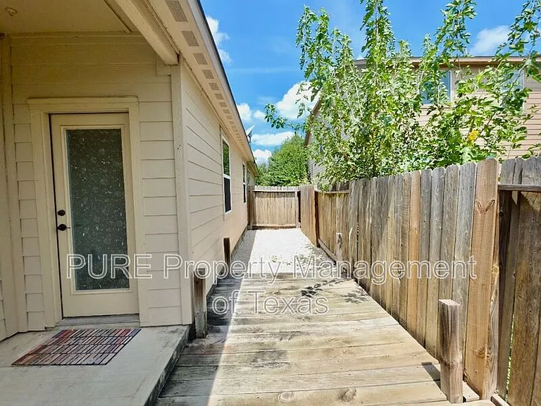 1697 Breanna Ln — Photo 23