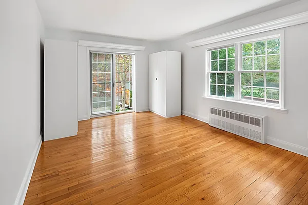 Rented by Douglas Elliman | media 24