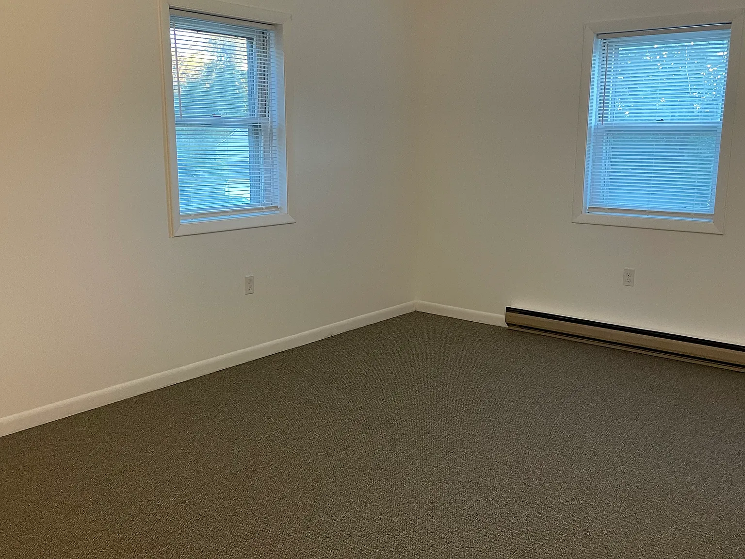2 bed, 980 sqft, $1,300 — Photo 4