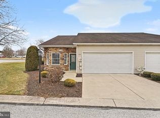 455 Parkview Ln, Hanover, PA 17331