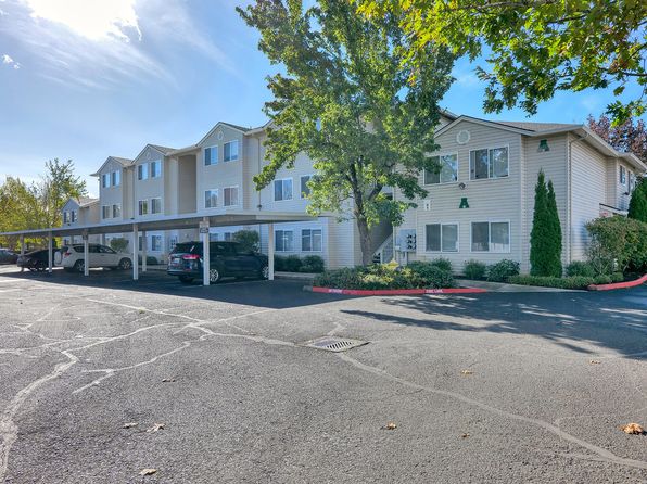 621 SE 168th Ave APT 132