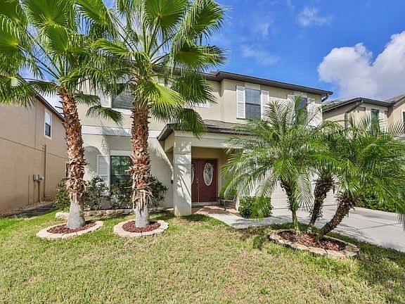 2nd image of 4824 Woods Landing Ln
