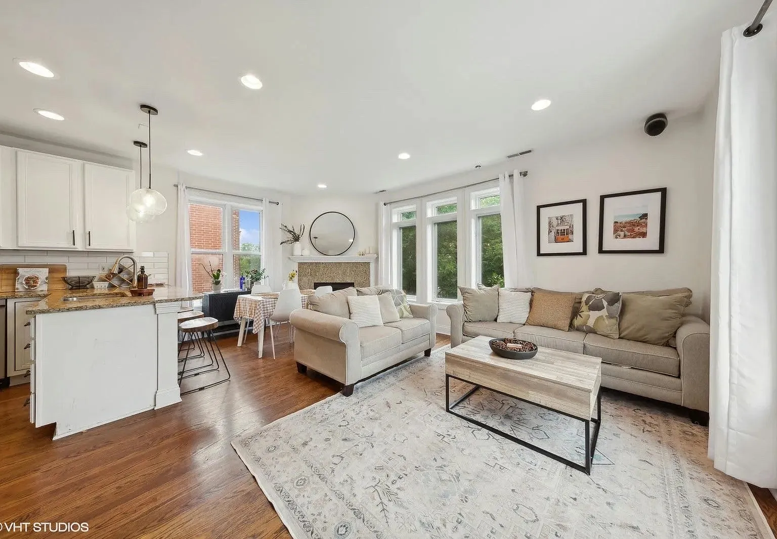 1408 W Fillmore St — Photo 3