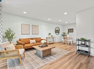 5496 Roundtree Dr APT C, Concord, CA 94521