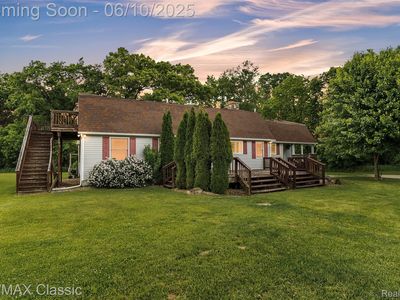 917 Middle Rd, Highland, MI, 48357