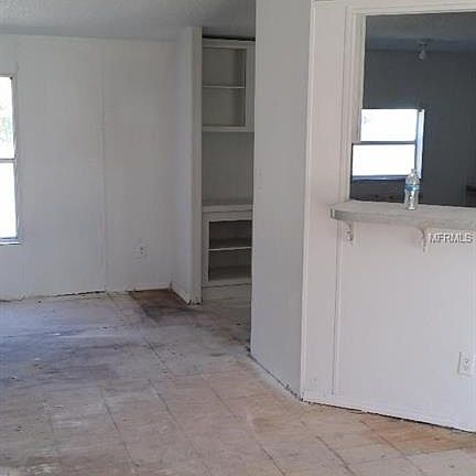 3rd image of 4185 Loury Dr