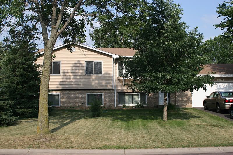 1st image of 10225 Hupp St NE