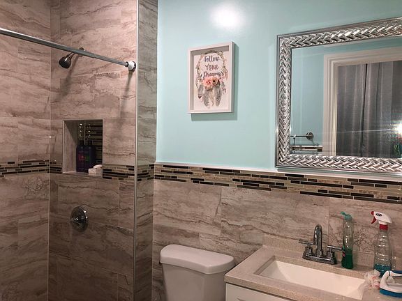 4th image of 150 S Hyde Park Ave #1