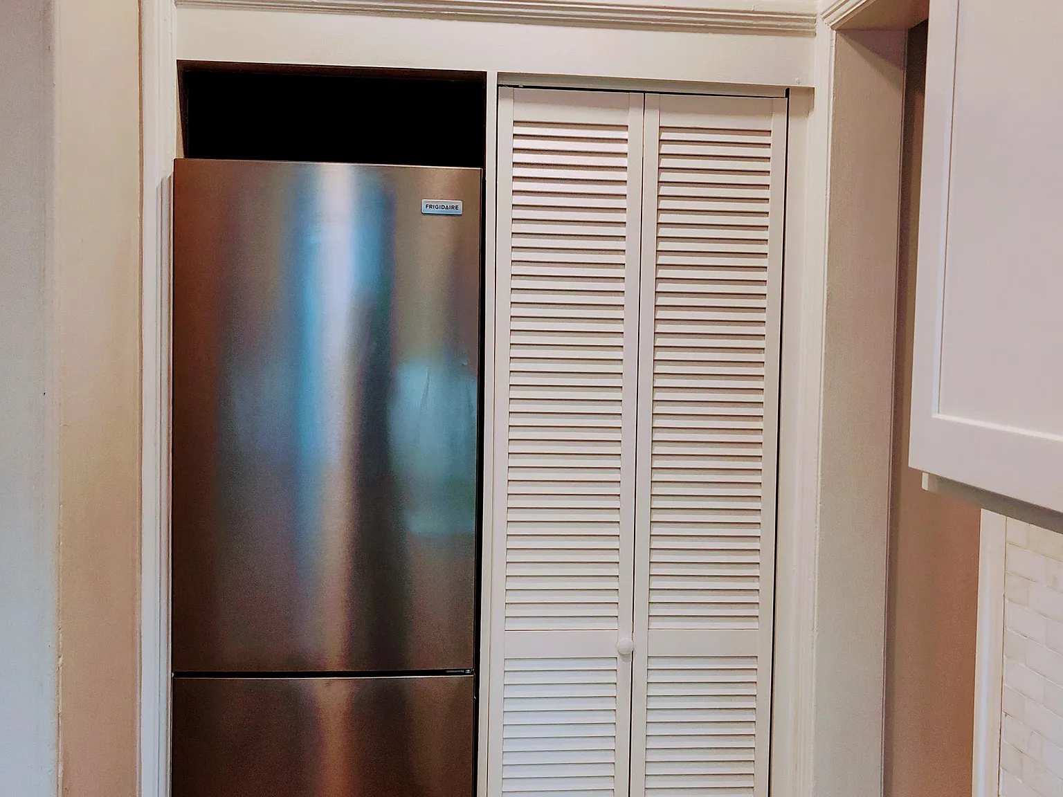 2 bed, 1050 sqft, $1,850 — Photo 3
