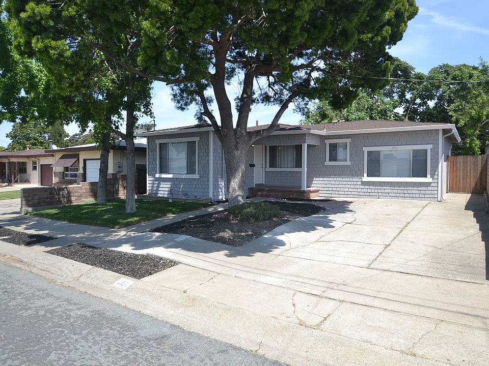 1st image of 301 Di Maggio Ave
