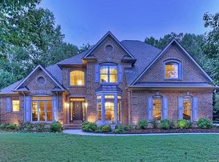 6417 Woodleigh Oaks Dr, Charlotte, NC 28226