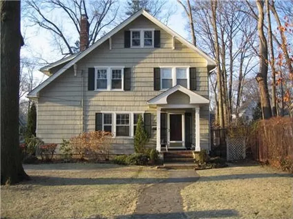 508 Dorian Ct, Westfield, NJ 07090