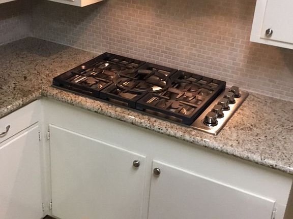 Hi end gas cooktop