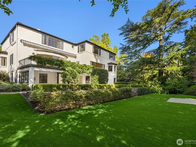 1960 Shenandoah Drive E, Seattle, WA, 98112