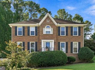 945 Meadowsong Cir, Lawrenceville, GA 30043